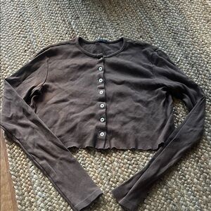 ⭐️Brandy Melville Brown Cropped Button-Up Long Sleeve Top